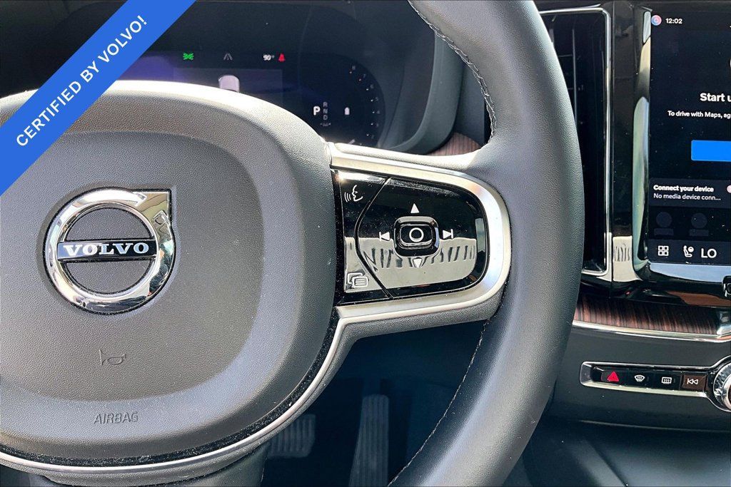 Certified 2024 Volvo XC60 B5 Plus w/ Climate Package AWD/4WD image 24