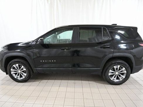Used 2025 Chevrolet Equinox LT image 9