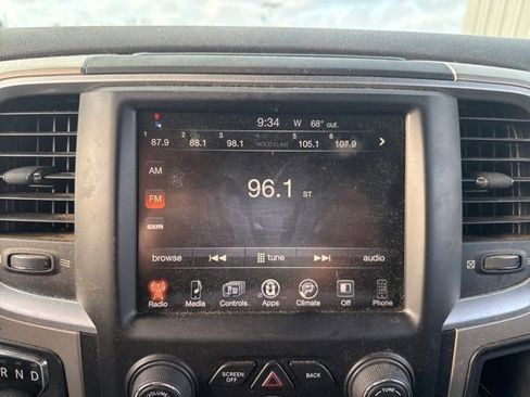 Used 2014 RAM 1500 Big Horn image 18