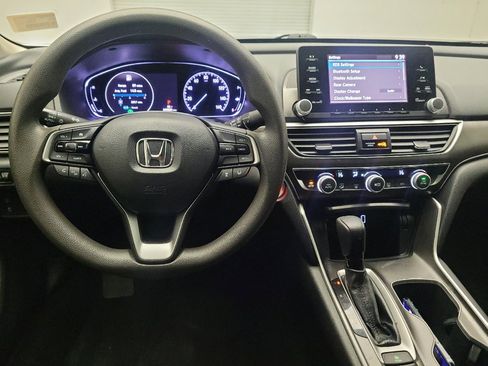 Used 2019 Honda Accord LX image 22