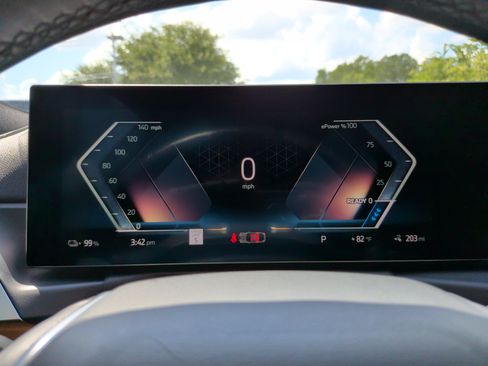 Used 2023 BMW i4 eDrive35 w/ Premium Package RWD image 17