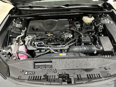 Used 2025 Toyota Camry SE image 26