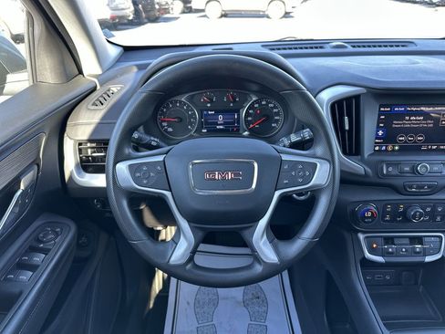 Used 2023 GMC Terrain SLE w/ Driver Convenience Package FWD image 14