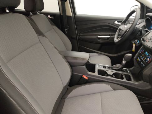 Used 2017 Ford Escape SE image 21