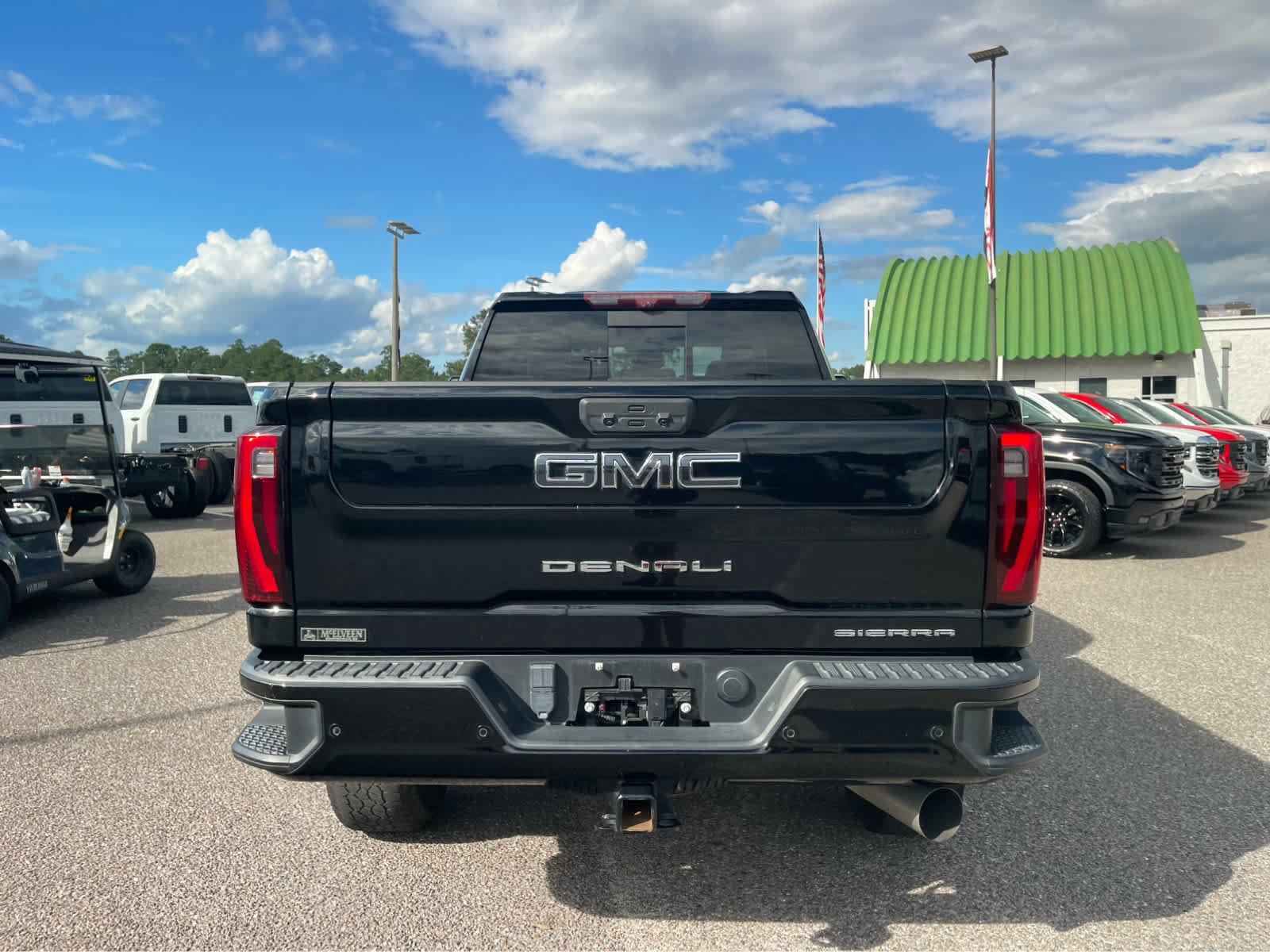 Used 2024 GMC Sierra 2500 Denali Ultimate AWD/4WD image 6