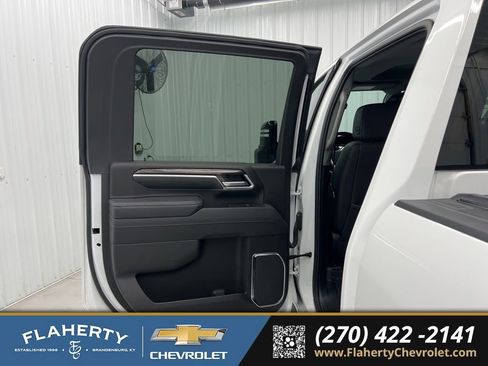 Used 2025 Chevrolet Silverado 2500 LTZ w/ Trail Boss Package image 10