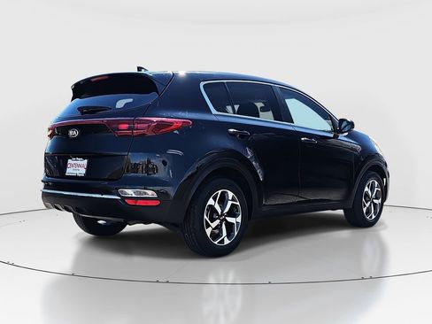 Used 2020 Kia Sportage LX image 5