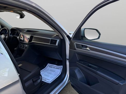 Used 2019 Volkswagen Atlas SE w/ Panoramic Sunroof Package AWD/4WD image 21