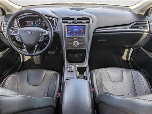 Used 2020 Ford Fusion Titanium image 18