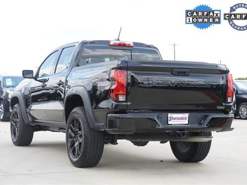 Used 2023 Chevrolet Colorado Trail Boss w/ Technology Package image 6