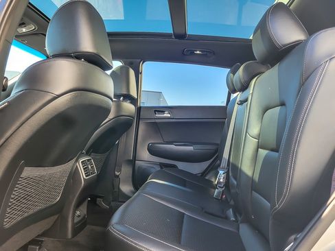 Used 2020 Kia Sportage S w/ S Sunroof Package image 10