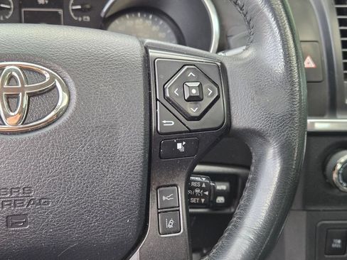 Used 2018 Toyota Sequoia TRD Sport AWD/4WD image 25