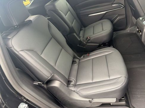 New 2026 Chevrolet Traverse LT image 36