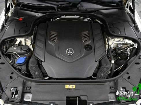 Used 2019 Mercedes-Benz S 560 Sedan image 30