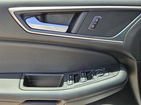 Used 2024 Ford Edge SEL image 22