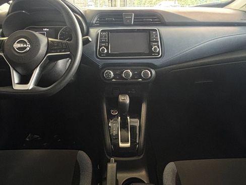 Used 2025 Nissan Versa SV FWD image 17