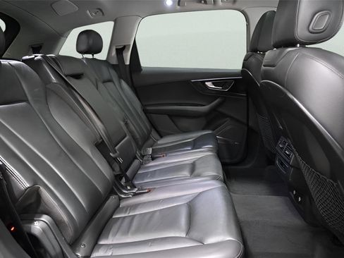 Used 2018 Audi Q7 3.0T Premium Plus w/ Premium Plus Package image 21