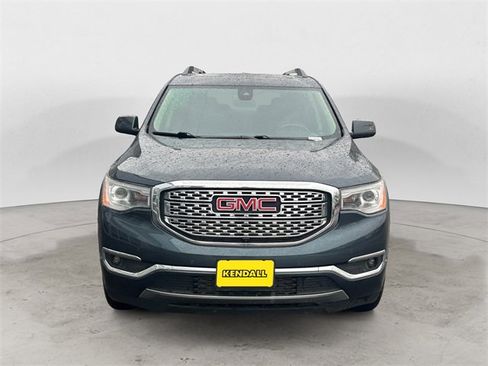 Used 2019 GMC Acadia Denali image 8