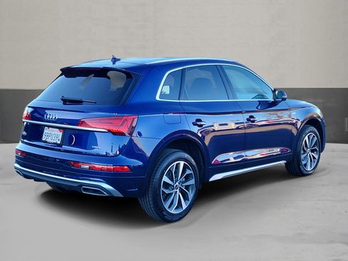 Used 2022 Audi Q5 2.0T Premium image 2