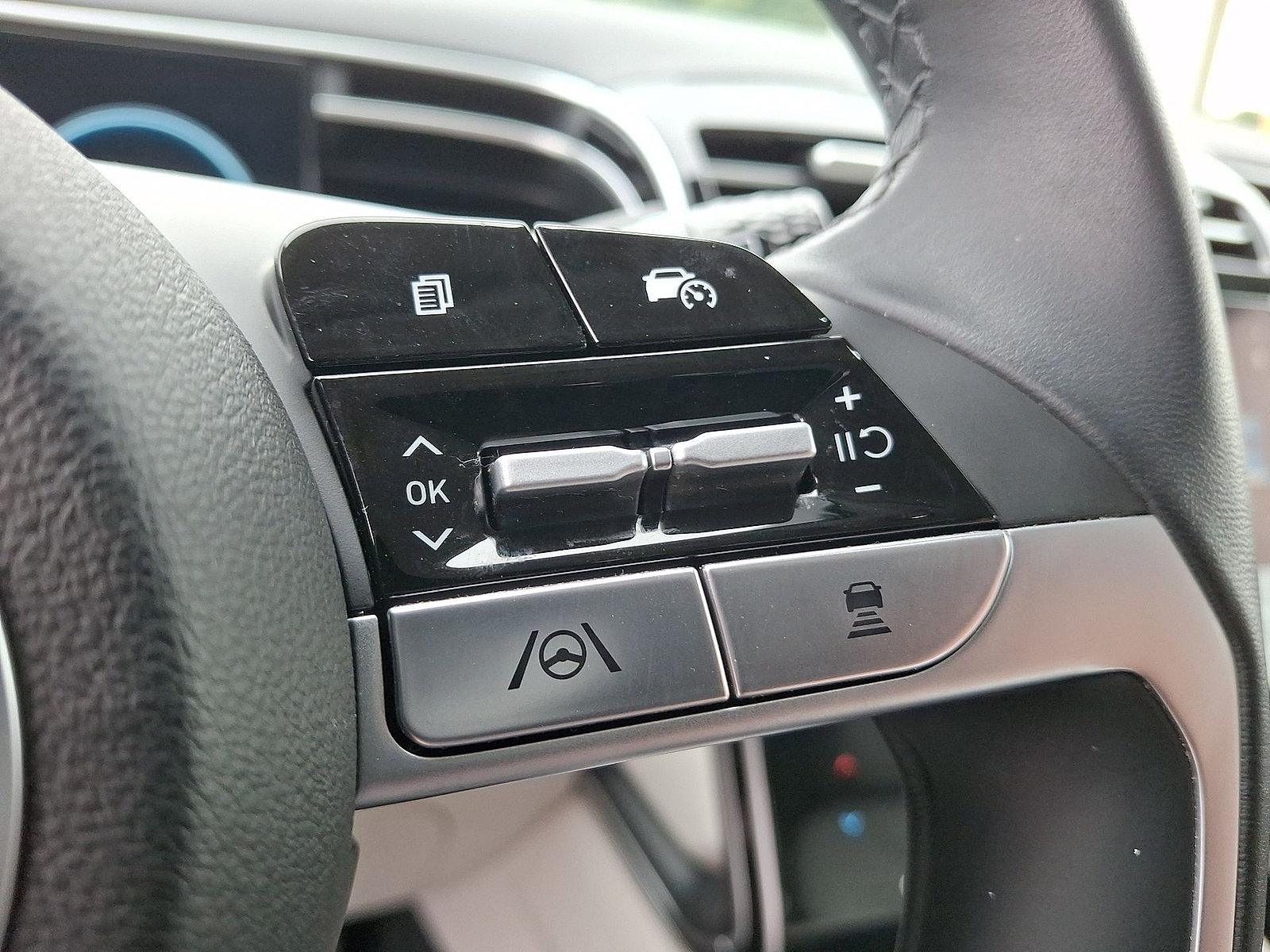 Certified 2024 Hyundai Tucson SEL w/ Convenience Package AWD/4WD image 24