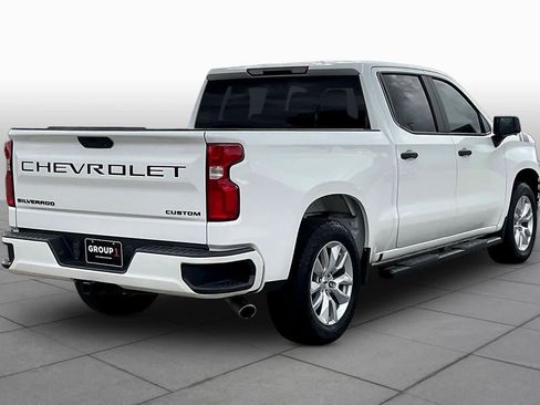 Used 2020 Chevrolet Silverado 1500 Custom w/ Custom Value Package image 8