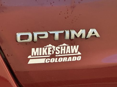 Used 2012 Kia Optima SX w/ Premium Touring Pkg image 8