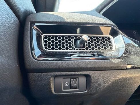 Used 2022 Honda Civic Sport image 19