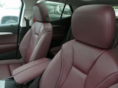 New 2025 Buick Envision Sport Touring image 33