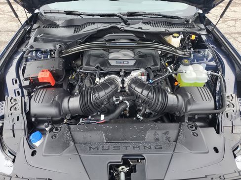 Used 2024 Ford Mustang Dark Horse image 8