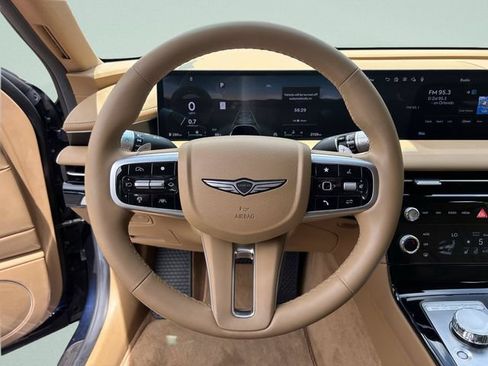 Used 2025 Genesis G80 2.5T AWD/4WD image 32