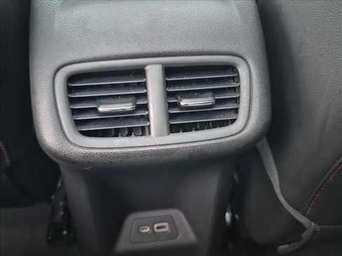 Used 2023 Buick Envision Essence w/ Sport Touring Package FWD image 17