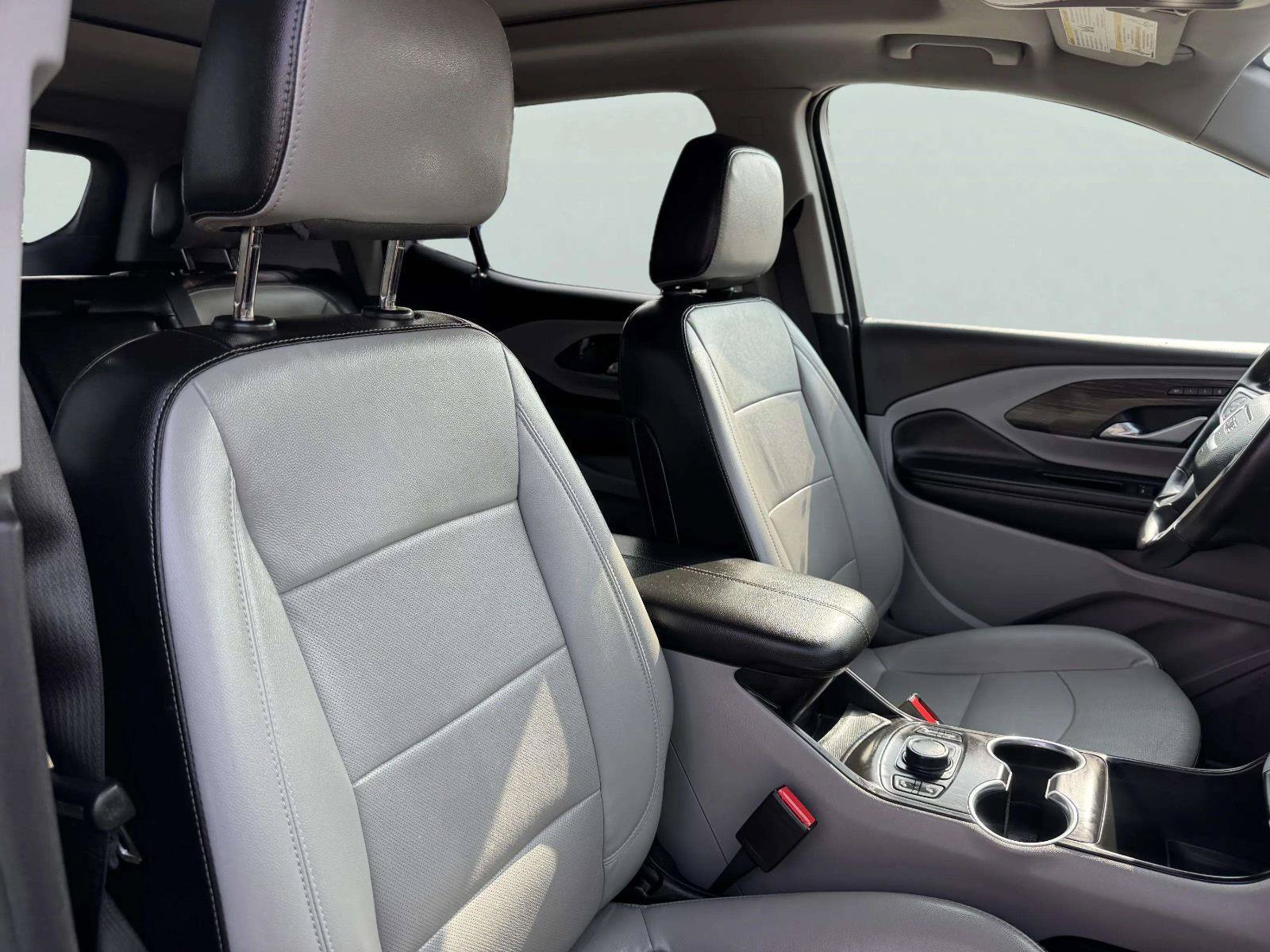 Used 2022 GMC Terrain SLT w/ Infotainment Package II AWD/4WD image 56