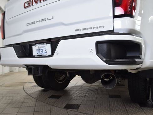 Used 2024 GMC Sierra 3500 Denali w/ Denali Reserve Package image 21
