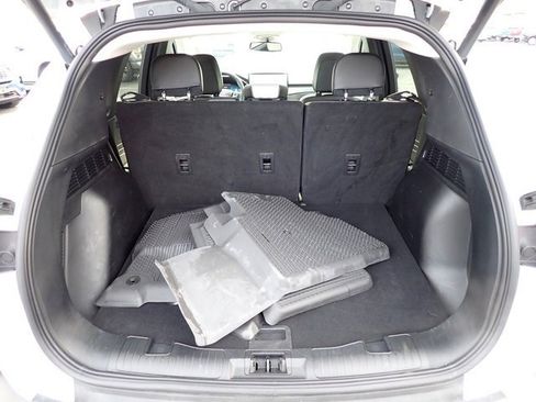 Used 2025 Ford Escape Platinum w/ Premium Technology Package image 8