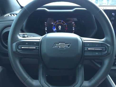 Used 2023 Chevrolet Colorado Trail Boss w/ Technology Package AWD/4WD image 25