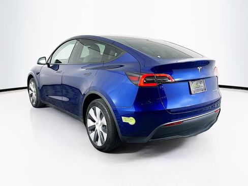 Used 2023 Tesla Model Y Long Range image 5