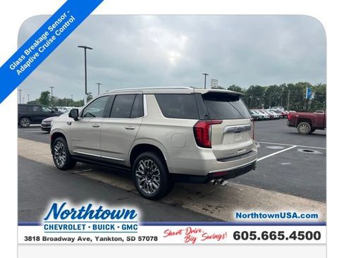 Used 2021 GMC Yukon Denali w/ Denali Premium Package AWD/4WD image 12