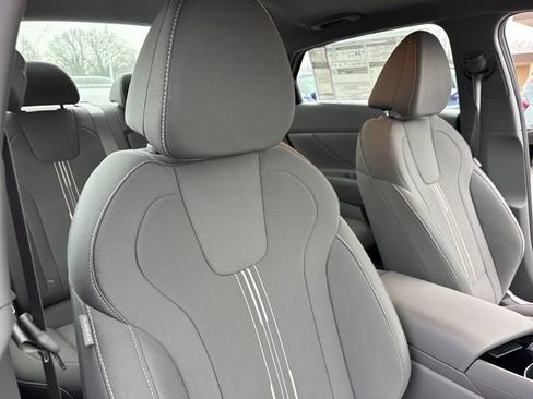 New 2026 Hyundai Elantra SEL Sport image 24