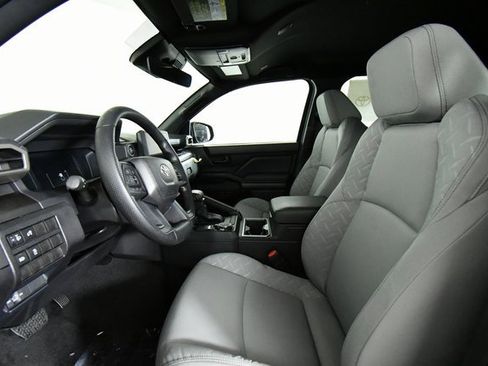 New 2026 Toyota Tacoma SR5 image 5