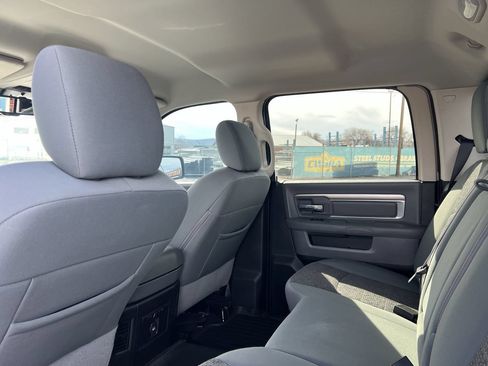 Used 2016 RAM 1500 Big Horn AWD/4WD image 9