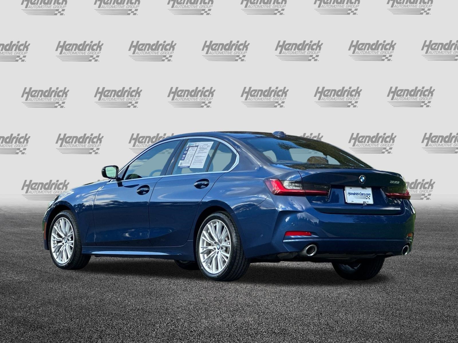 Used 2024 BMW 330i Sedan w/ Premium Package RWD image 7