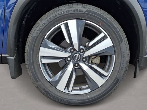 Used 2023 Nissan Rogue Platinum AWD/4WD image 8