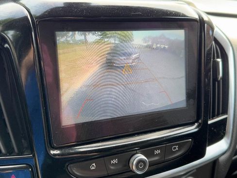 Used 2018 Chevrolet Traverse LT image 22