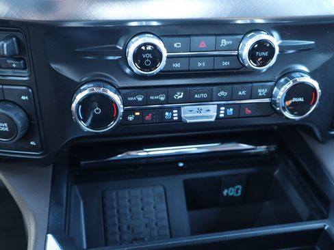 New 2026 Ford F350 King Ranch w/ FX4 Off-Road Package image 5