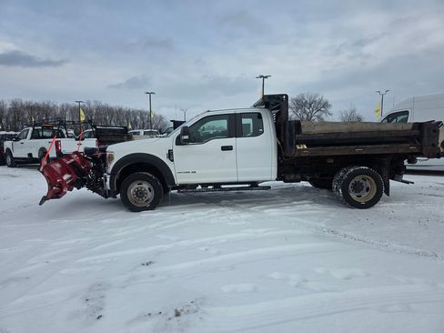 Used 2019 Ford F450 XL w/ XL Value Package image 4