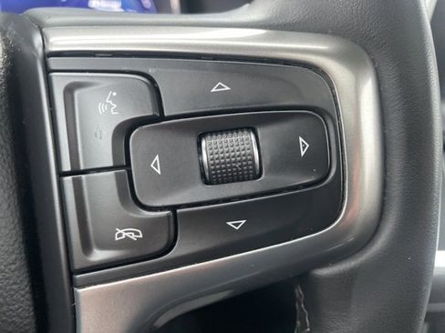 Used 2023 Chevrolet Suburban Z71 image 22