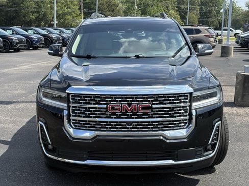 Used 2023 GMC Acadia Denali w/ Black Diamond Edition FWD image 2
