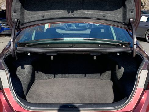 Used 2025 Nissan Altima 2.5 SV image 32