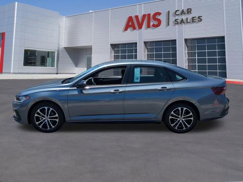 Used 2025 Volkswagen Jetta Sport FWD image 10