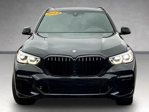 Used 2022 BMW X5 xDrive40i w/ M Sport Package AWD/4WD image 2
